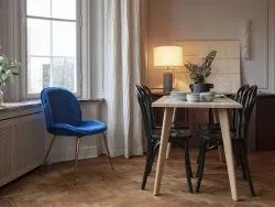 Matbord - Nordisk - 120 x 70 cm (ek)