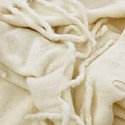 Filtar - Pläd i ullmix - Samantha (offwhite)