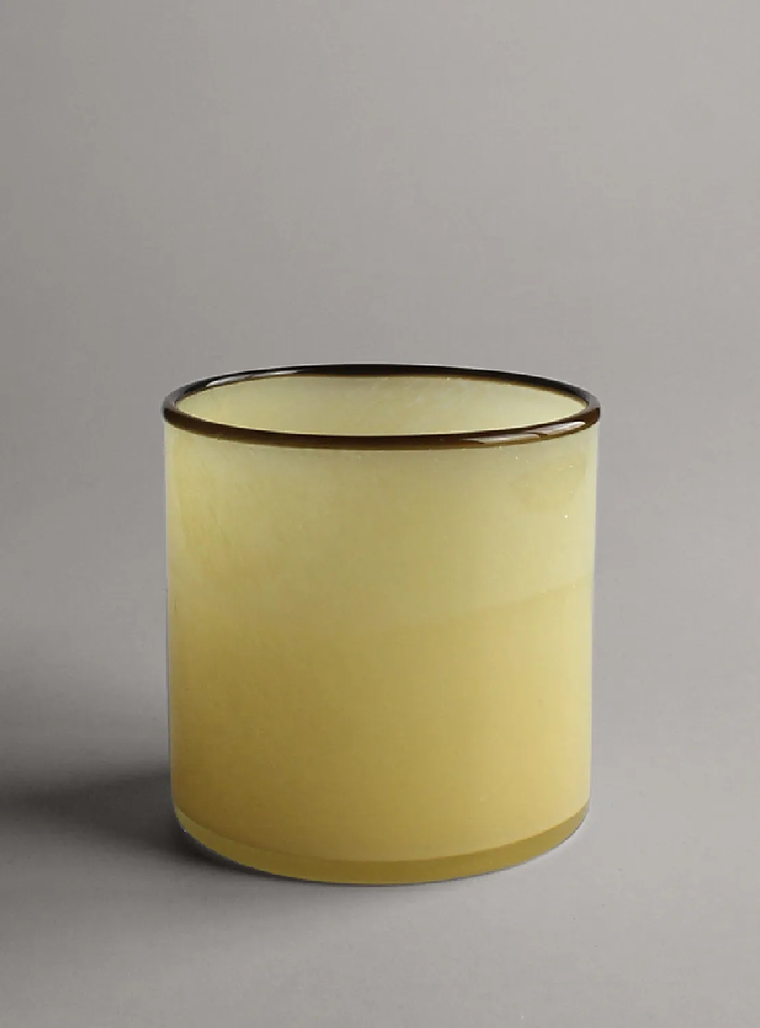 Ljuslykta M - Harmony (soft yellow/amber)