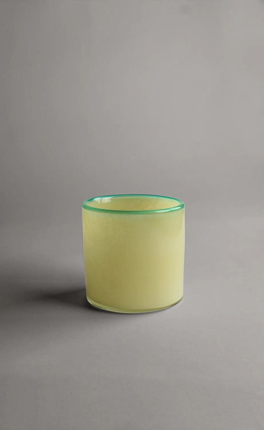 Ljuslykta M - Harmony (soft yellow/green)