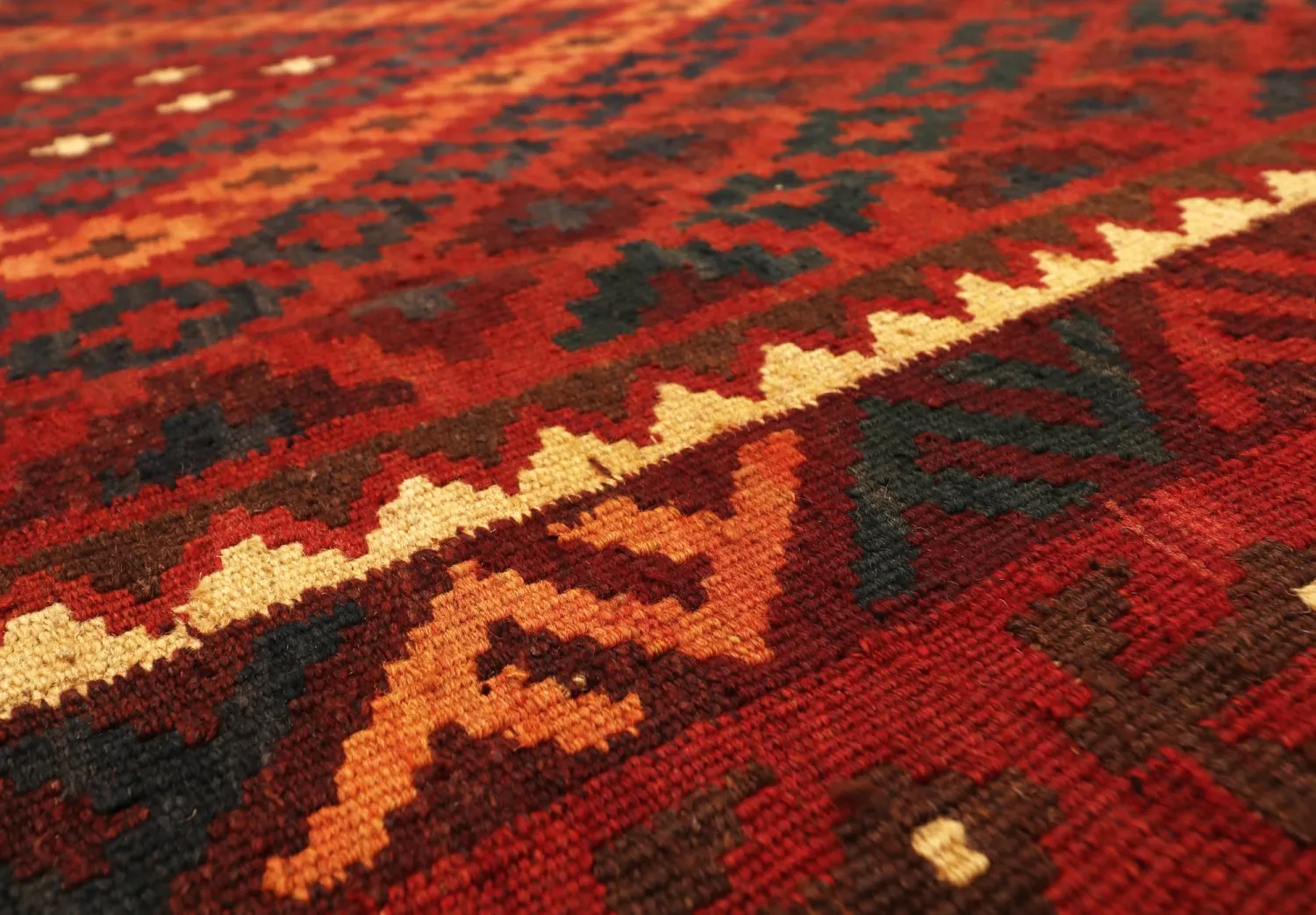 Orientalisk kelimmatta 322 x 213 cm
