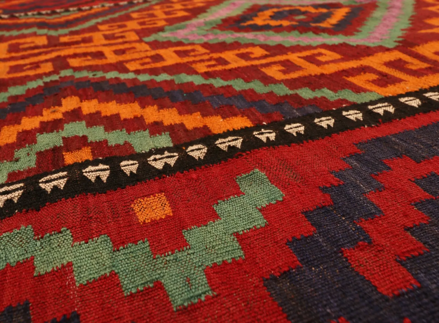 Orientalisk kelimmatta 370 x 210 cm