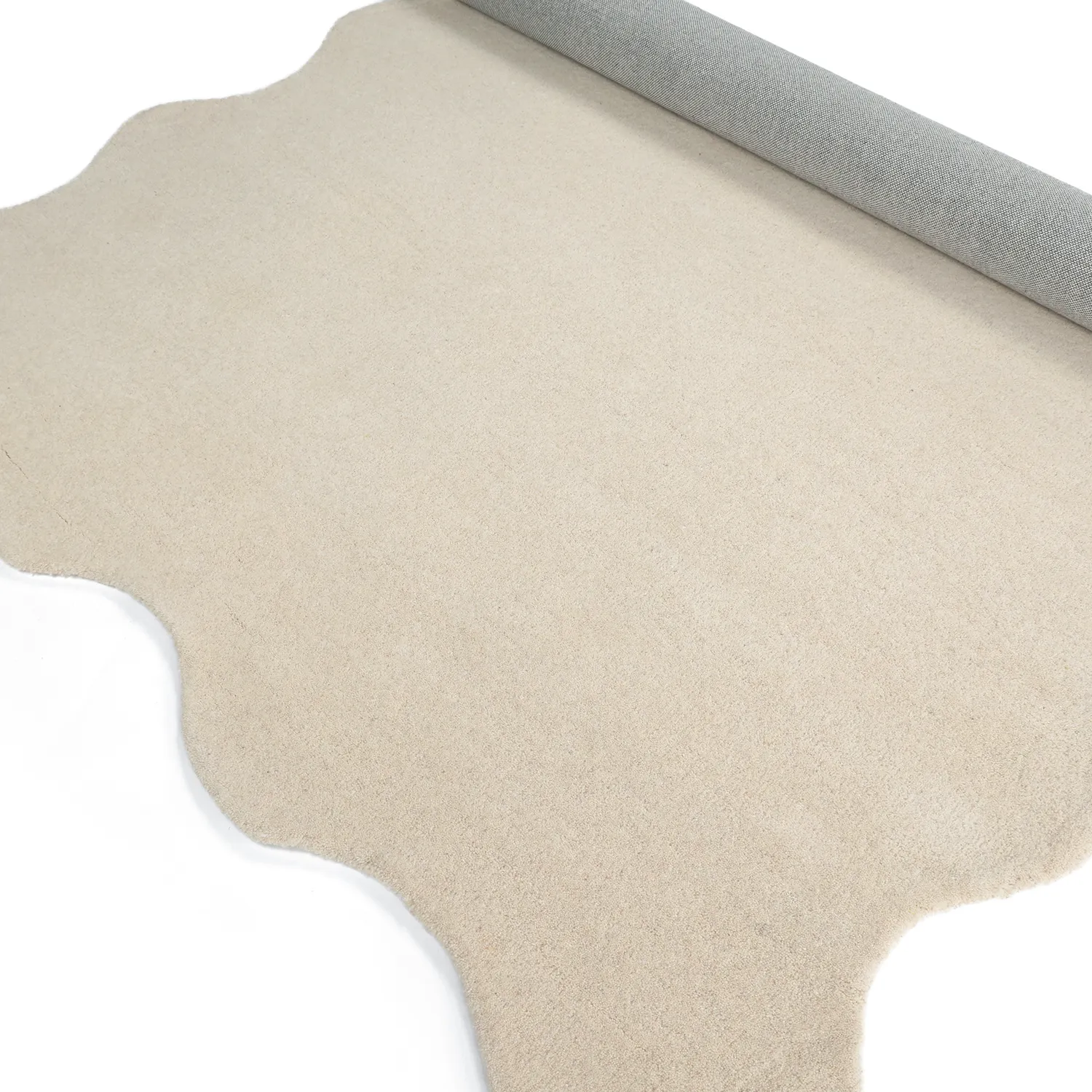 Vågig Ullmatta - Diu Hand Tufted Wool Premium (creme)