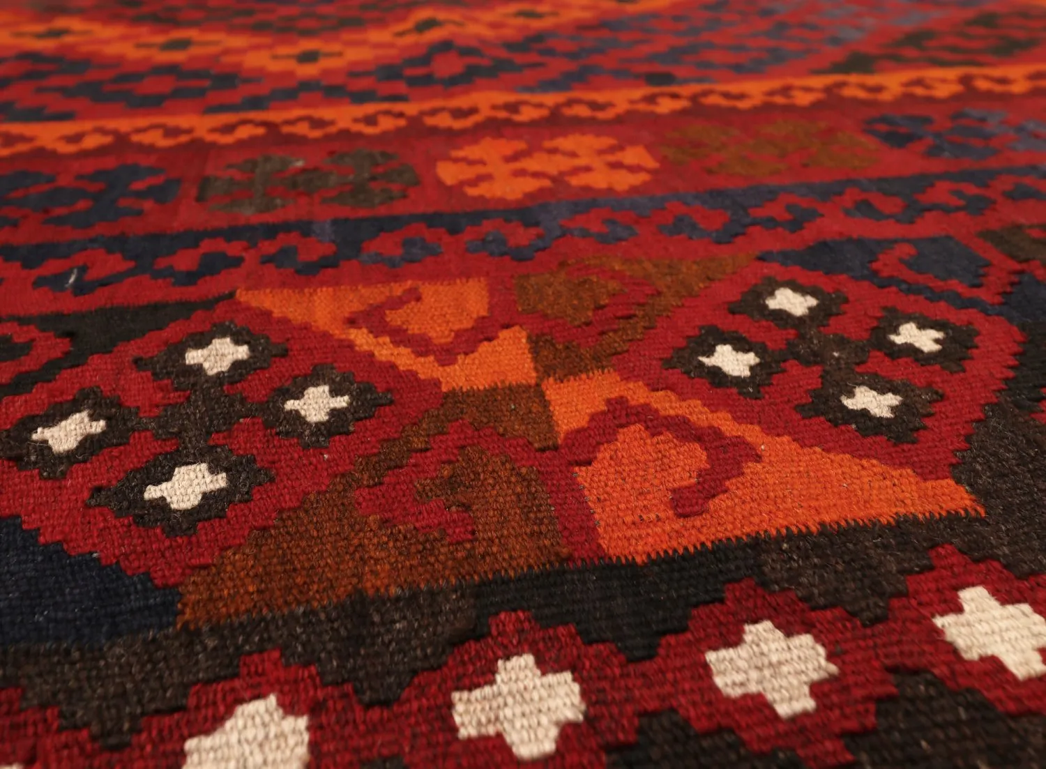 Orientalisk kelimmatta 294 x 253 cm