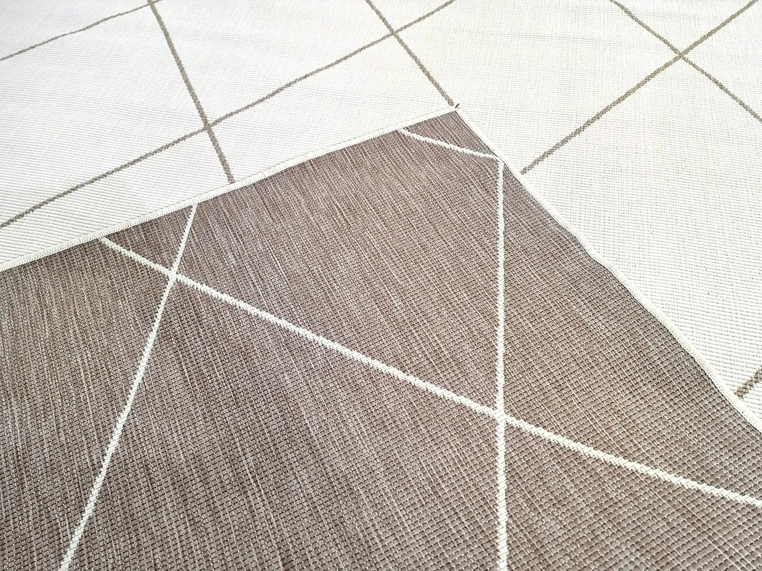 Inomhus- utomhusmatta - Bodhi (beige)