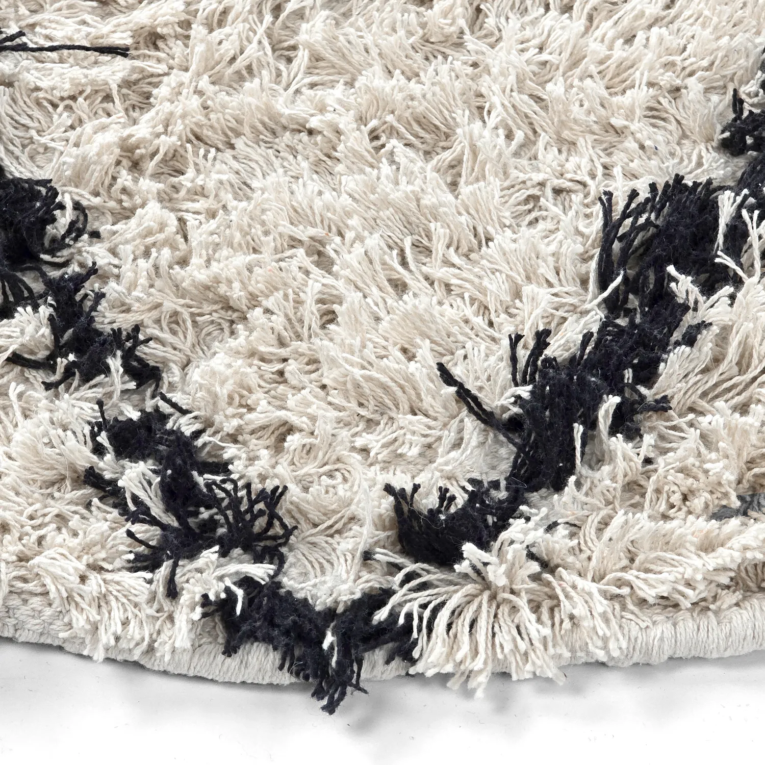 Rund matta - Alcott Natural Cotton Shaggy (svart/vit)