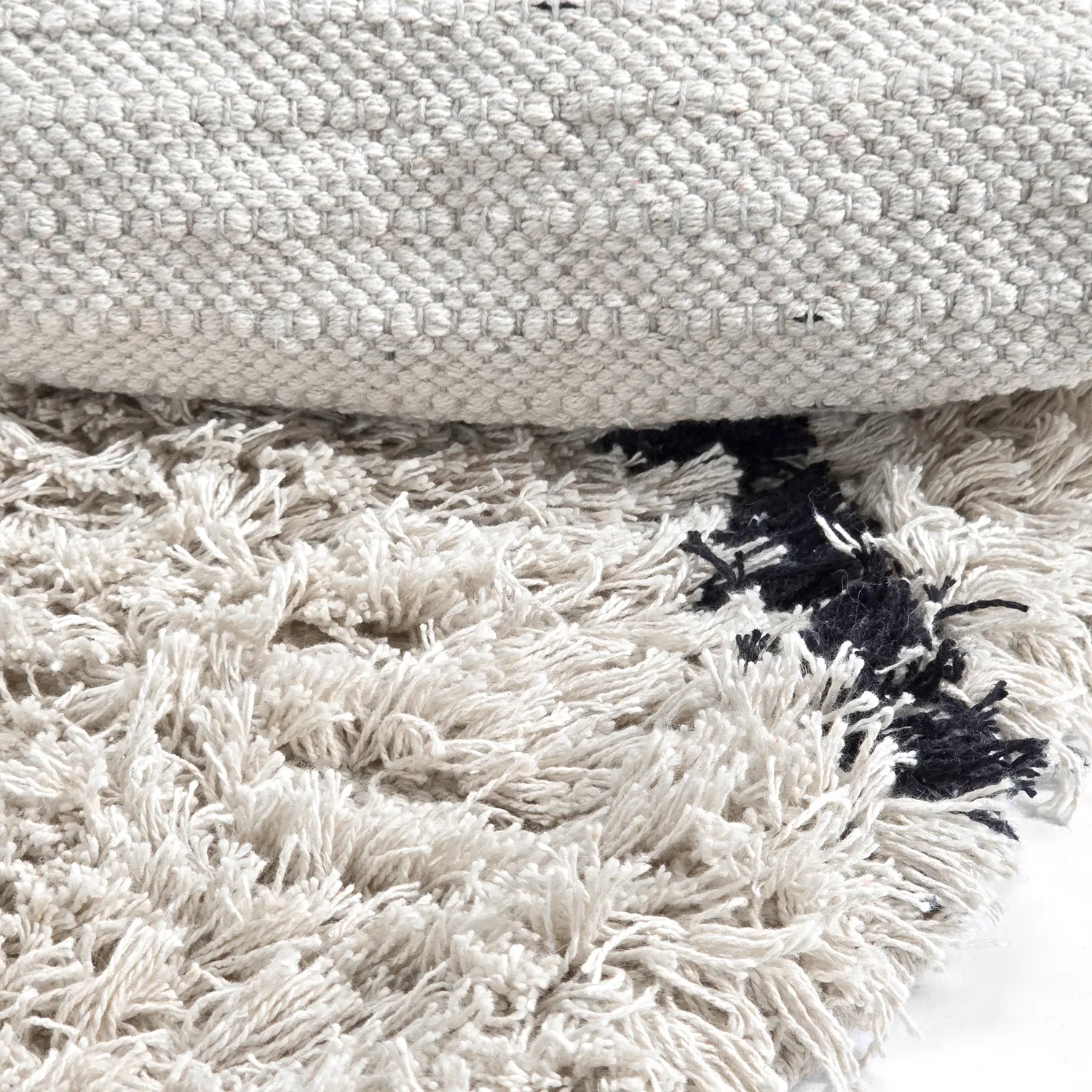 Rund matta - Alcott Natural Cotton Shaggy (svart/vit)