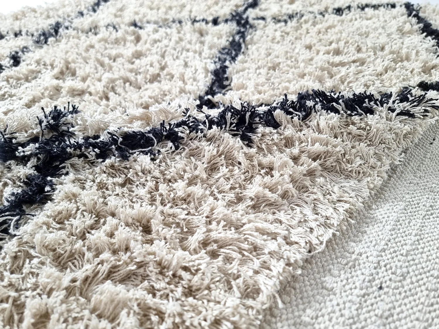 Ryamattor - Alcott Natural Cotton Shaggy (svart/vit)