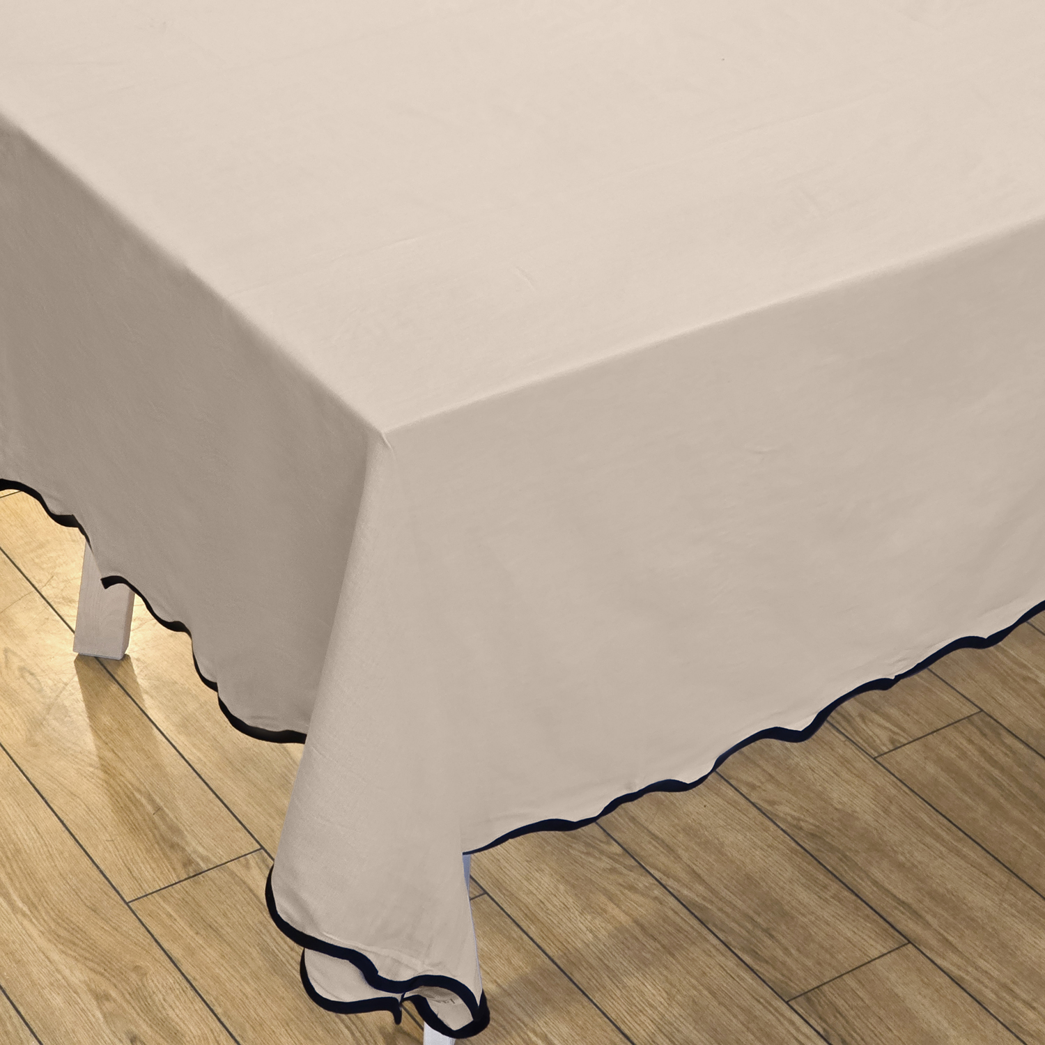 Dukar - Bomullsduk Yrsa (ljusbeige) (Storlek: 140 x 250 cm)