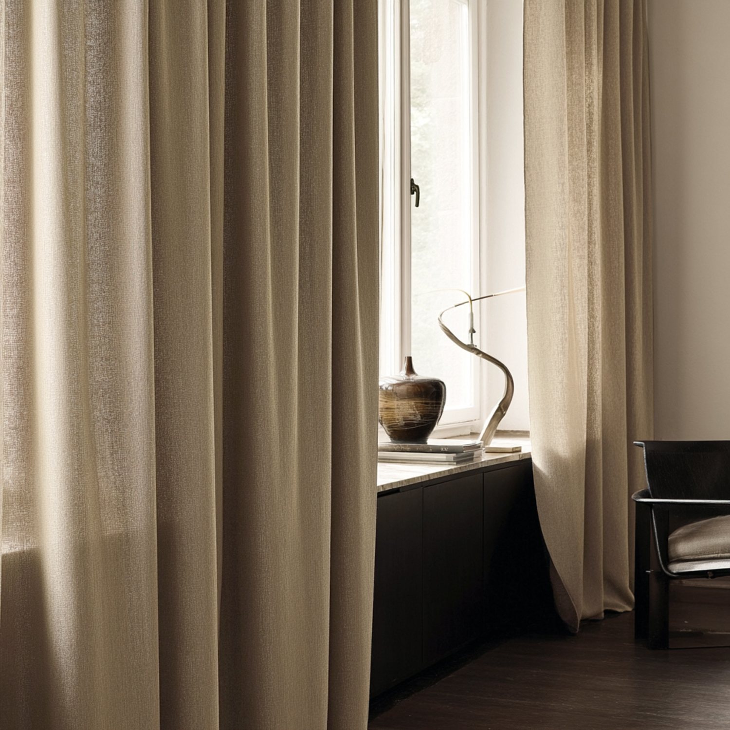 Gardiner - Linnegardin Melania (brun) (Storlek: 140 x 250 cm)