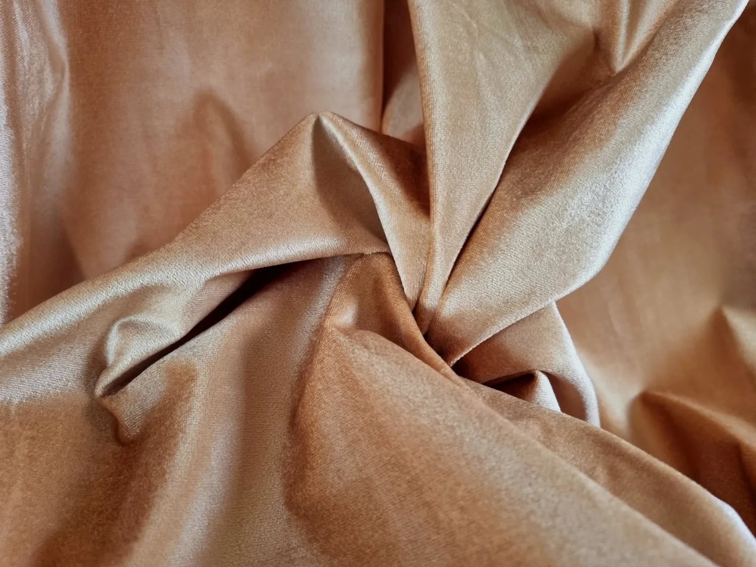 Gardiner - Sammetsgardin Juliet (beige)