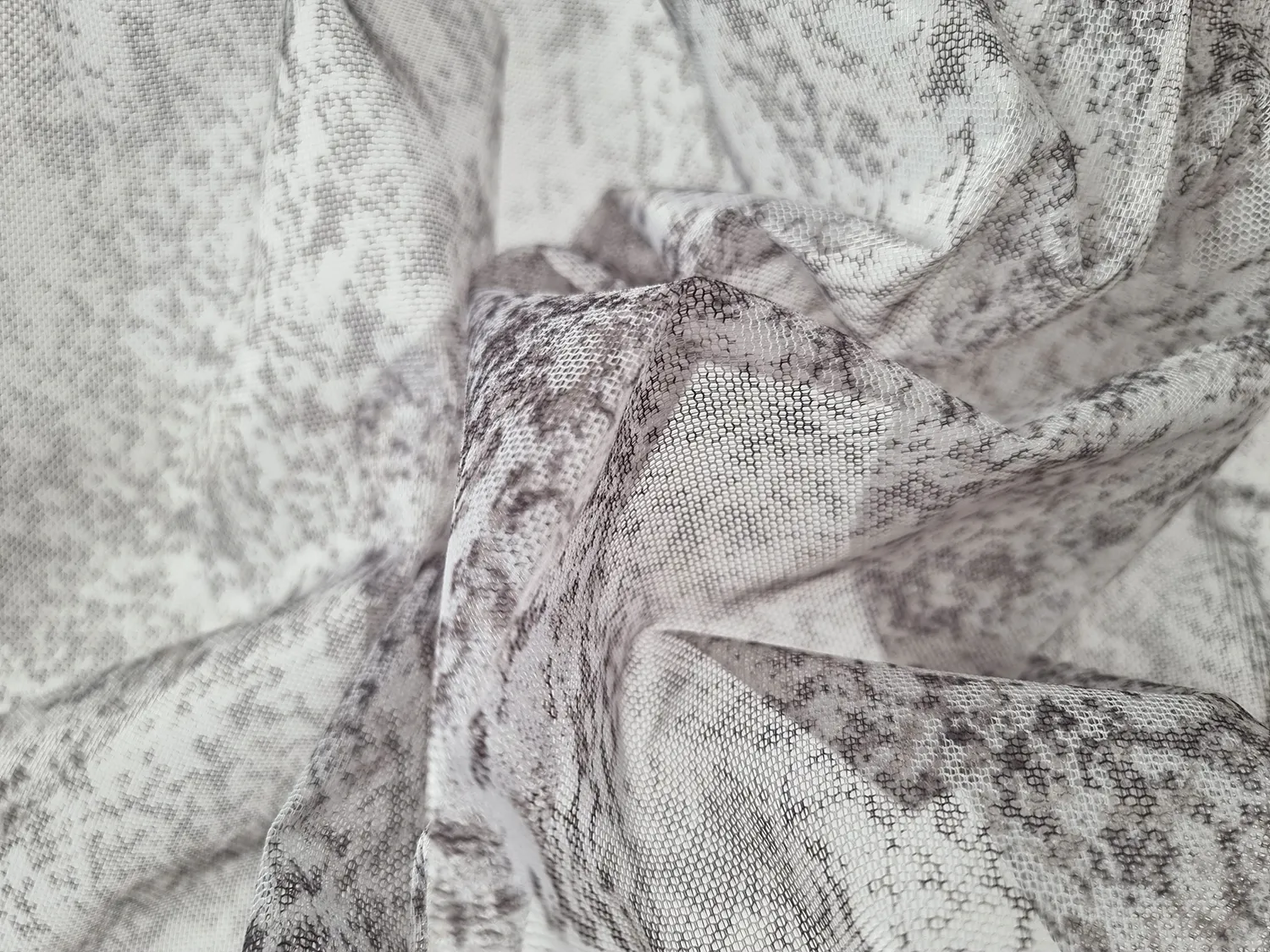 Gardin 140 x 260 cm