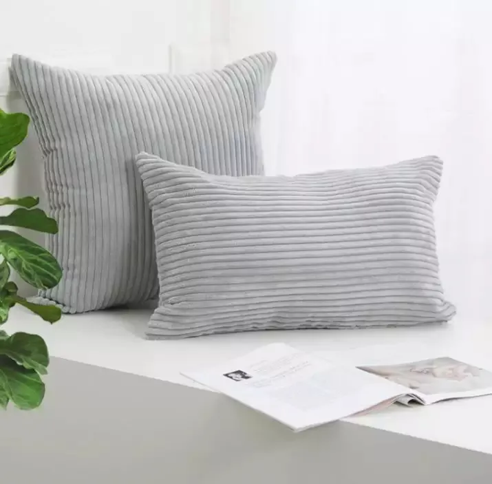 Kuddfodral - Striped Velvet 50 x 50 cm (grå)