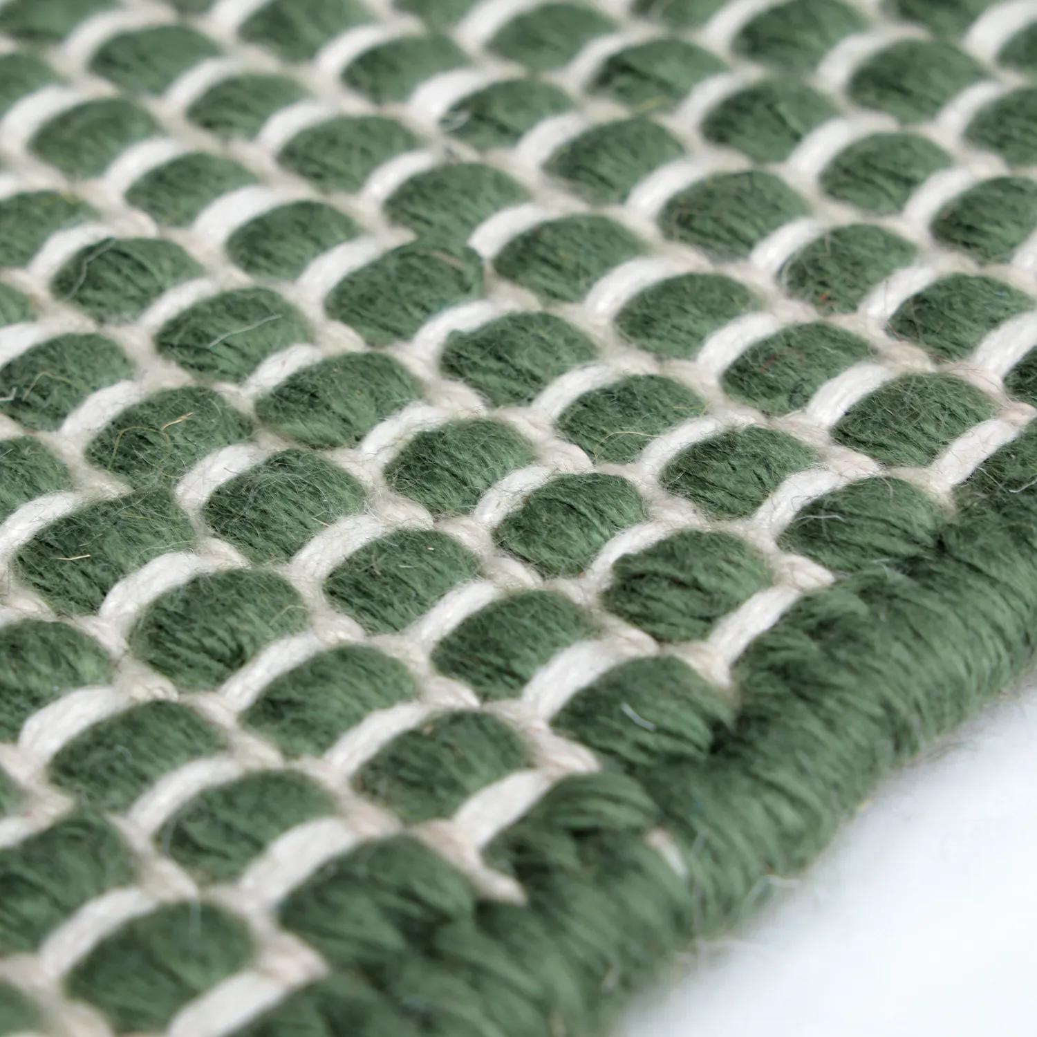 Inomhus/utomhusmatta - Coastal Wool Look (grön/vit)