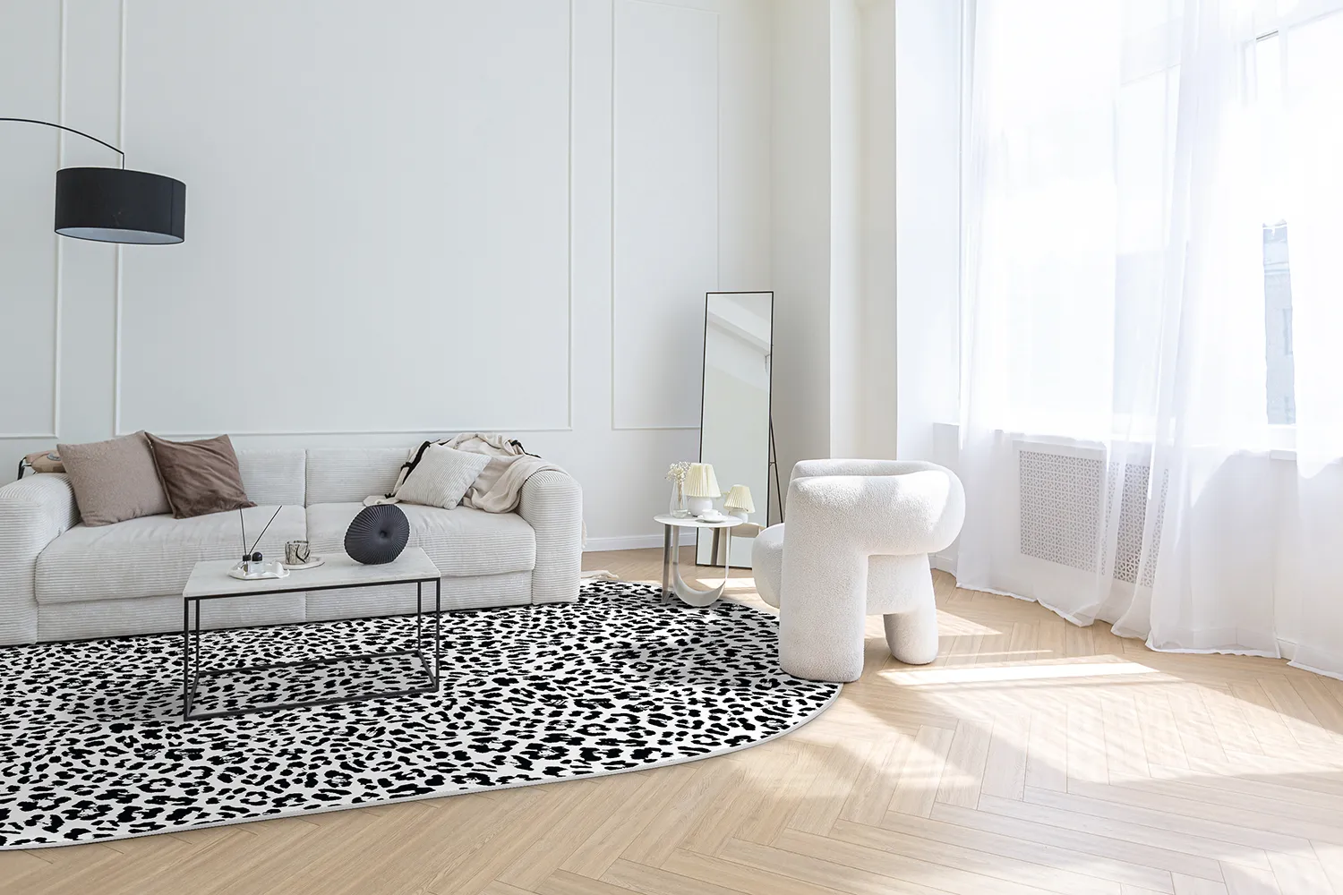 Oval matta - Leopard (svart/vit)