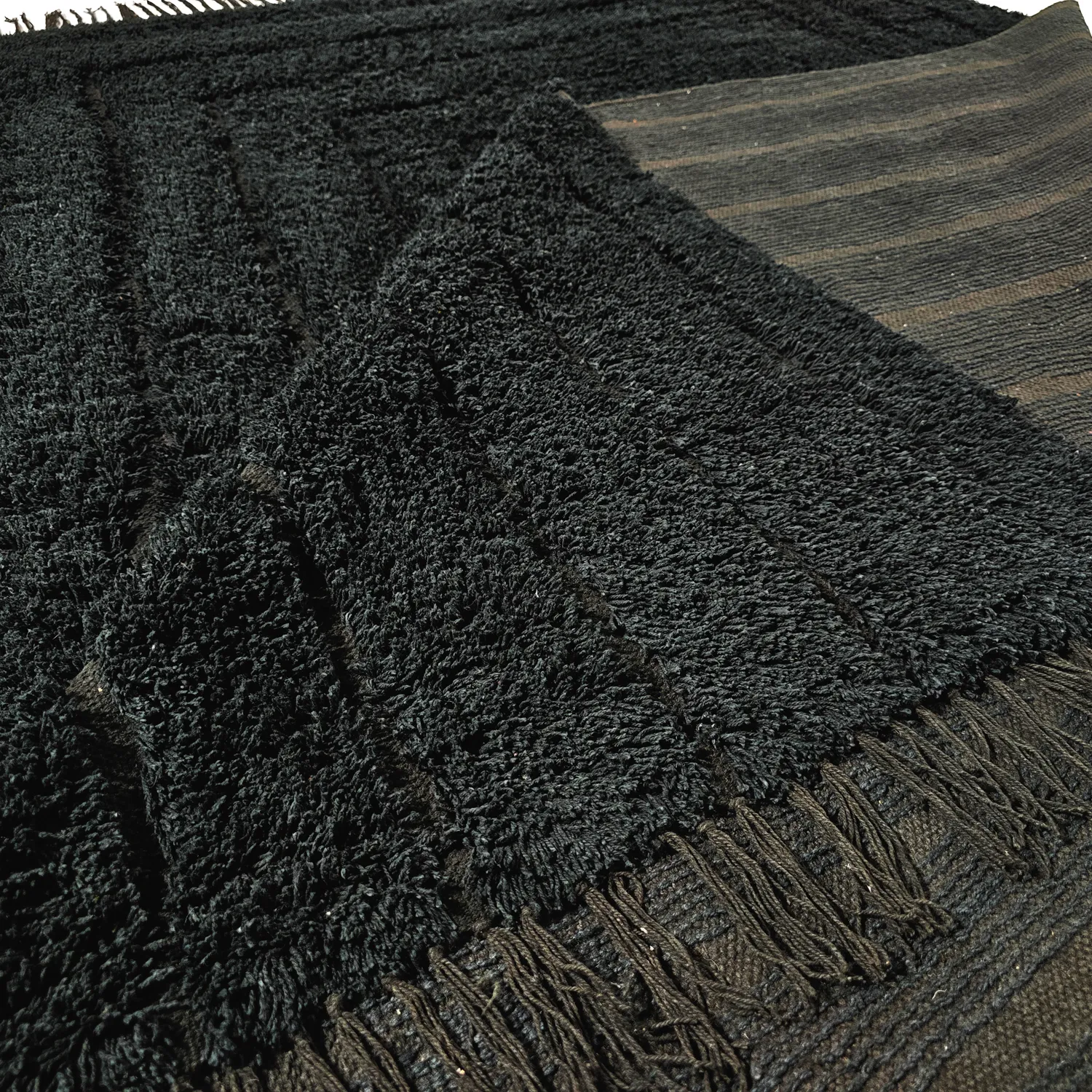 Ryamattor - Farley Natural Cotton Shaggy (svart)