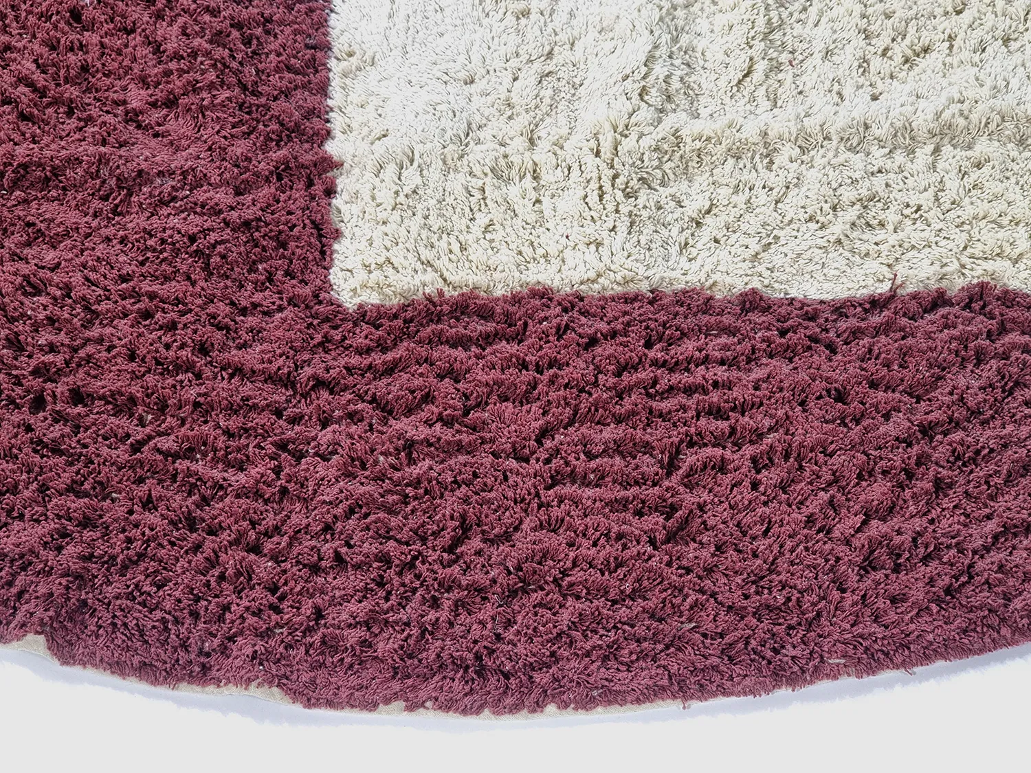 Rund matta - Ricco Natural Cotton Shaggy (offwhite/vinröd)