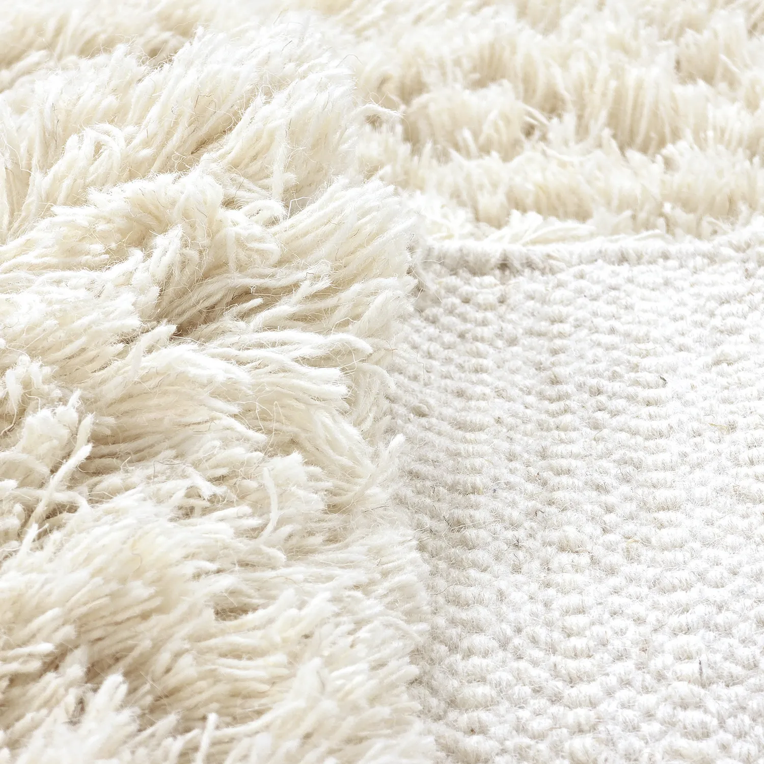 Ryamatta - Fassale Hand Woven Wool Shaggy (vit)