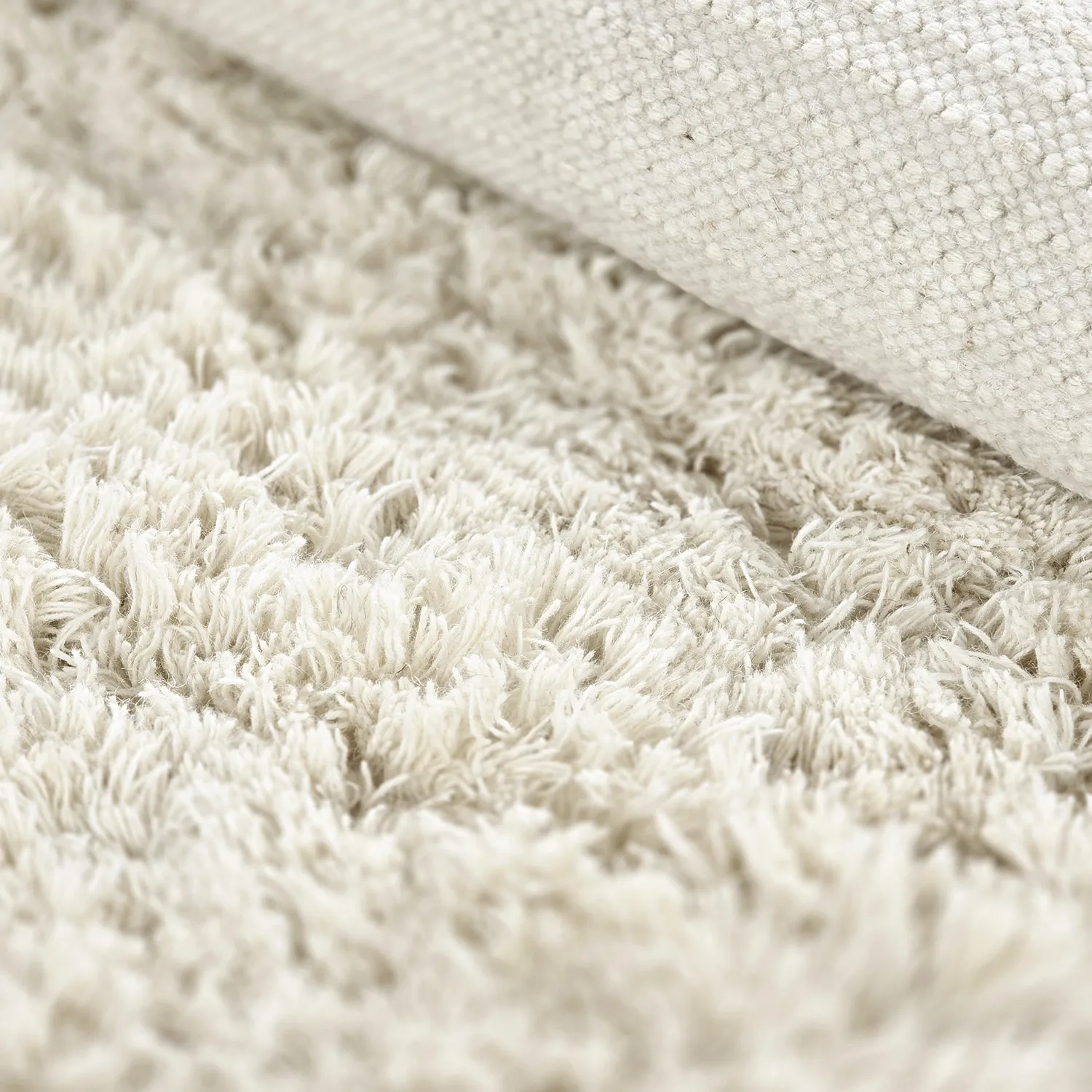 Ryamatta - Fassale Hand Woven Wool Shaggy (vit)