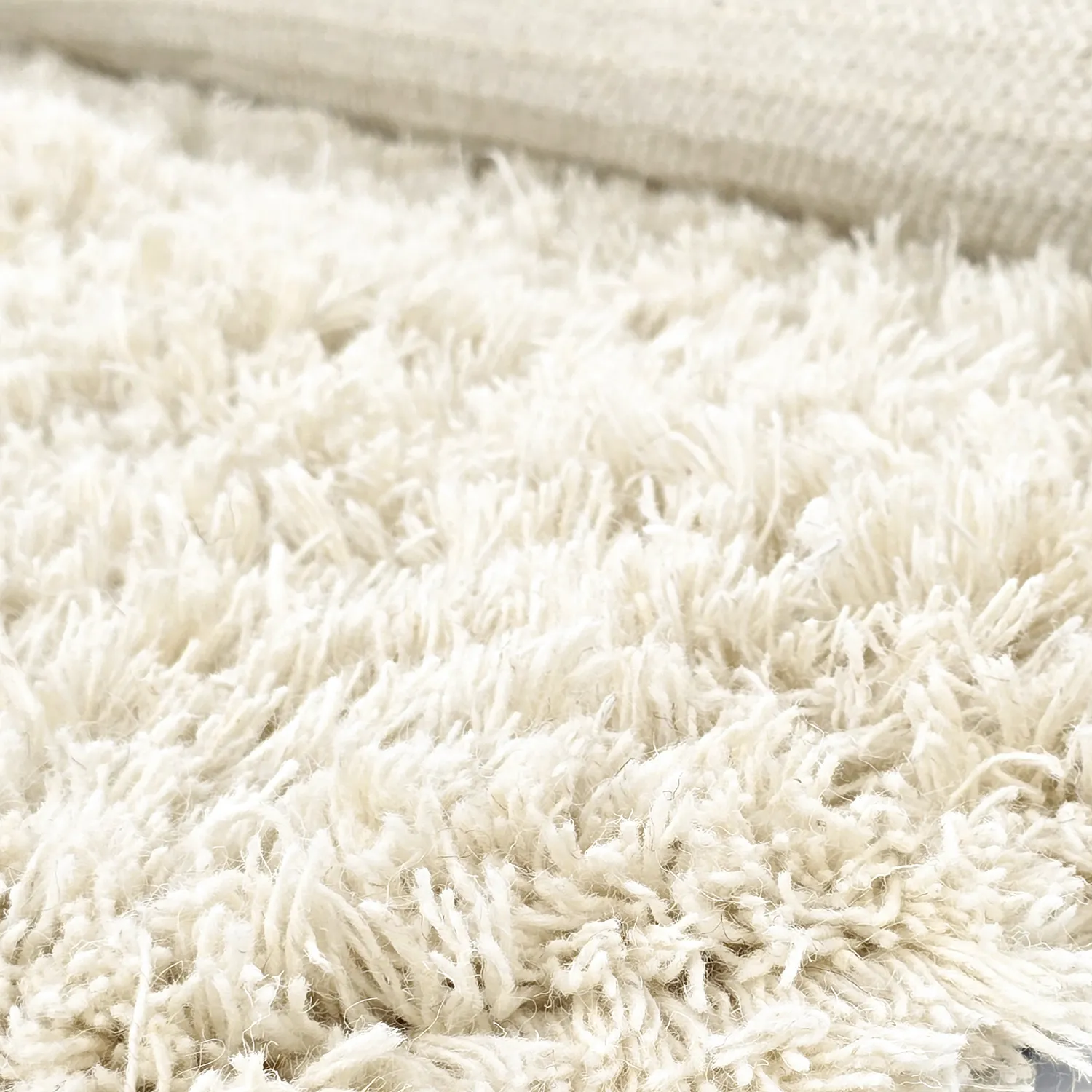 Rund matta - Fassale Hand Woven Wool Shaggy (vit)