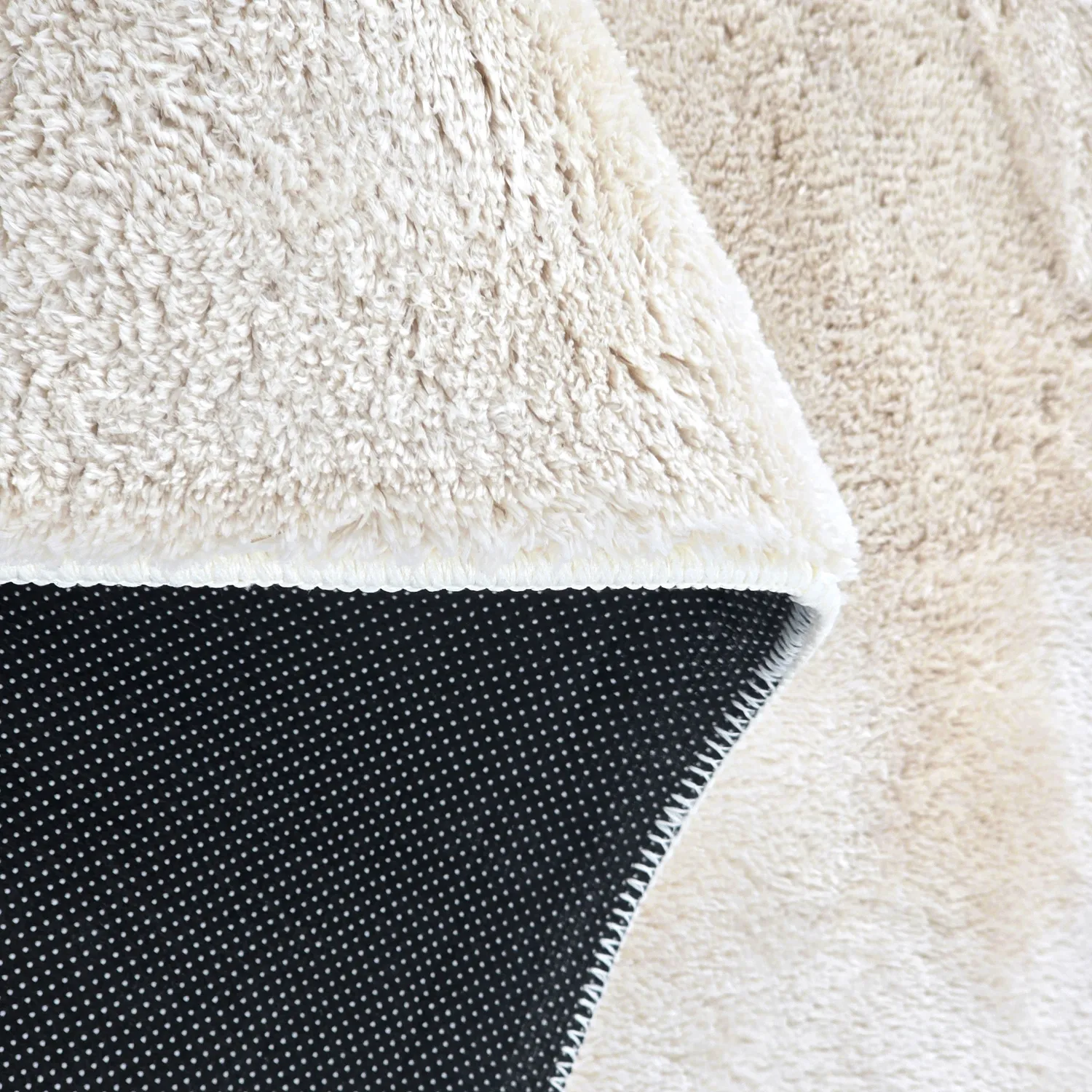 Oval Ryamatta - Aranga Super Soft Fur (beige)