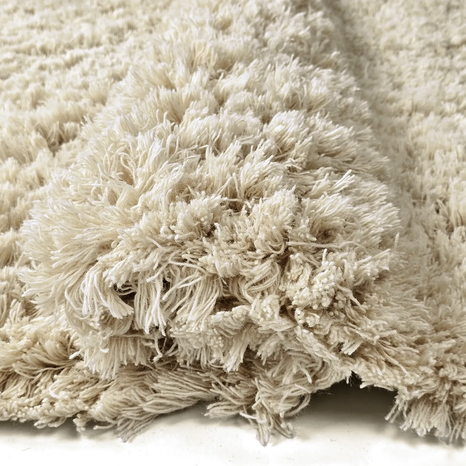 Ryamatta - Fassale Hand Woven Wool Shaggy (cream)