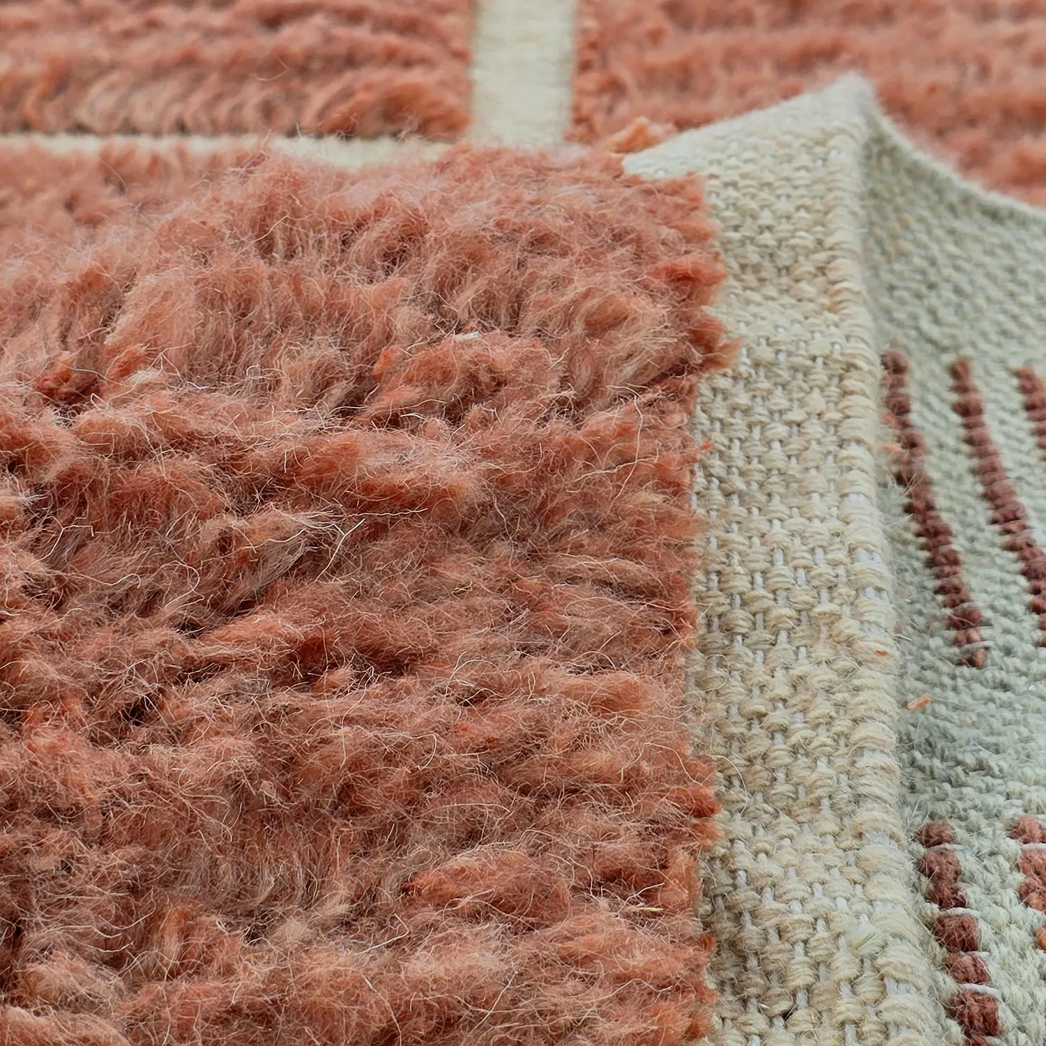 Ryamattor - Leknes Hand Woven Wool Shaggy (terrakotta)