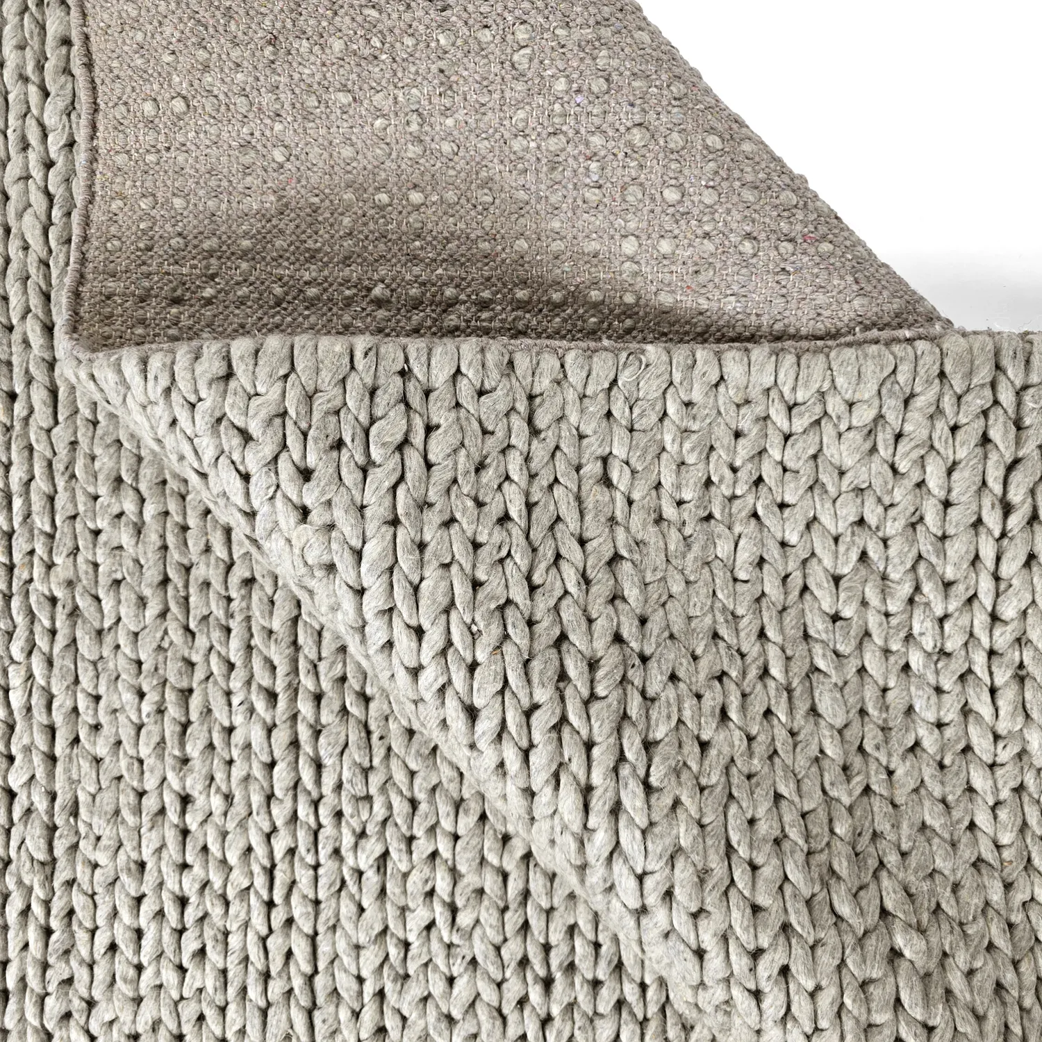 Ullmatta - Talvia Braided Wool (grå)