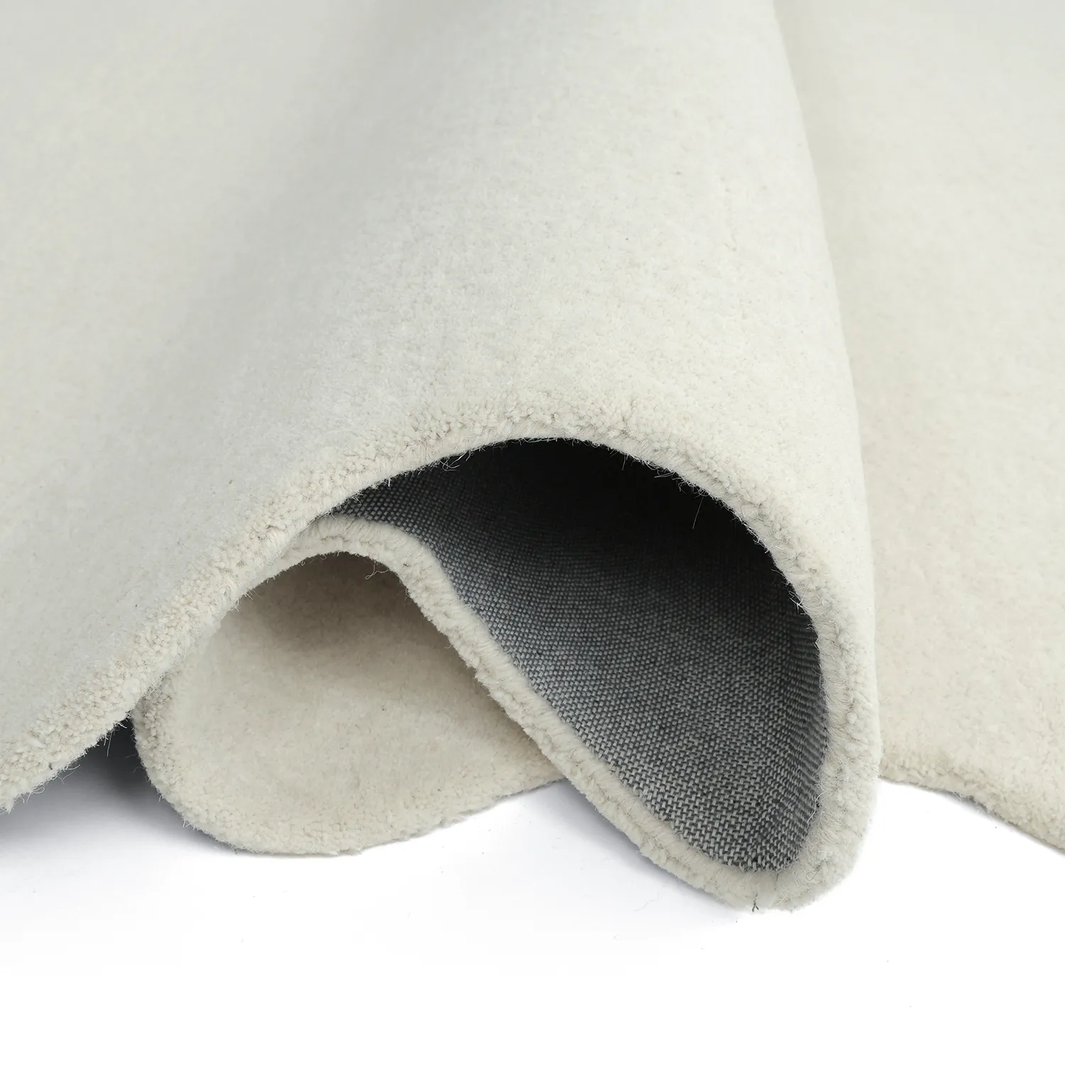 Vågig Ullmatta - Diu Hand Tufted Wool Premium (vit)