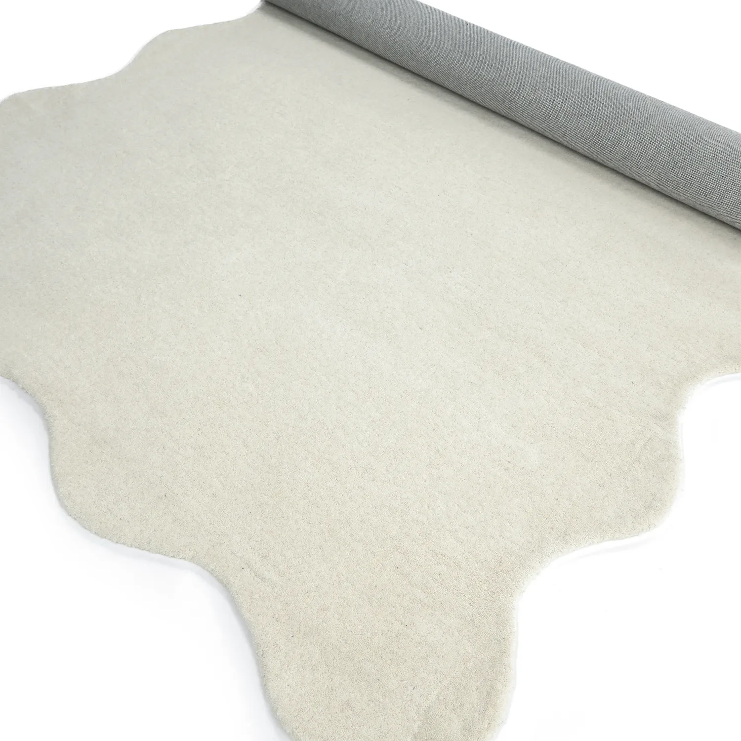 Vågig Ullmatta - Diu Hand Tufted Wool Premium (vit)
