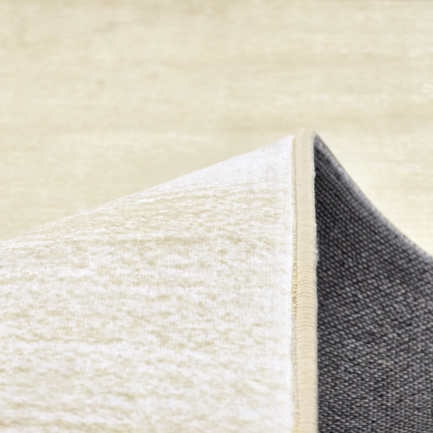 Wiltonmatta - Cara (vit/beige)